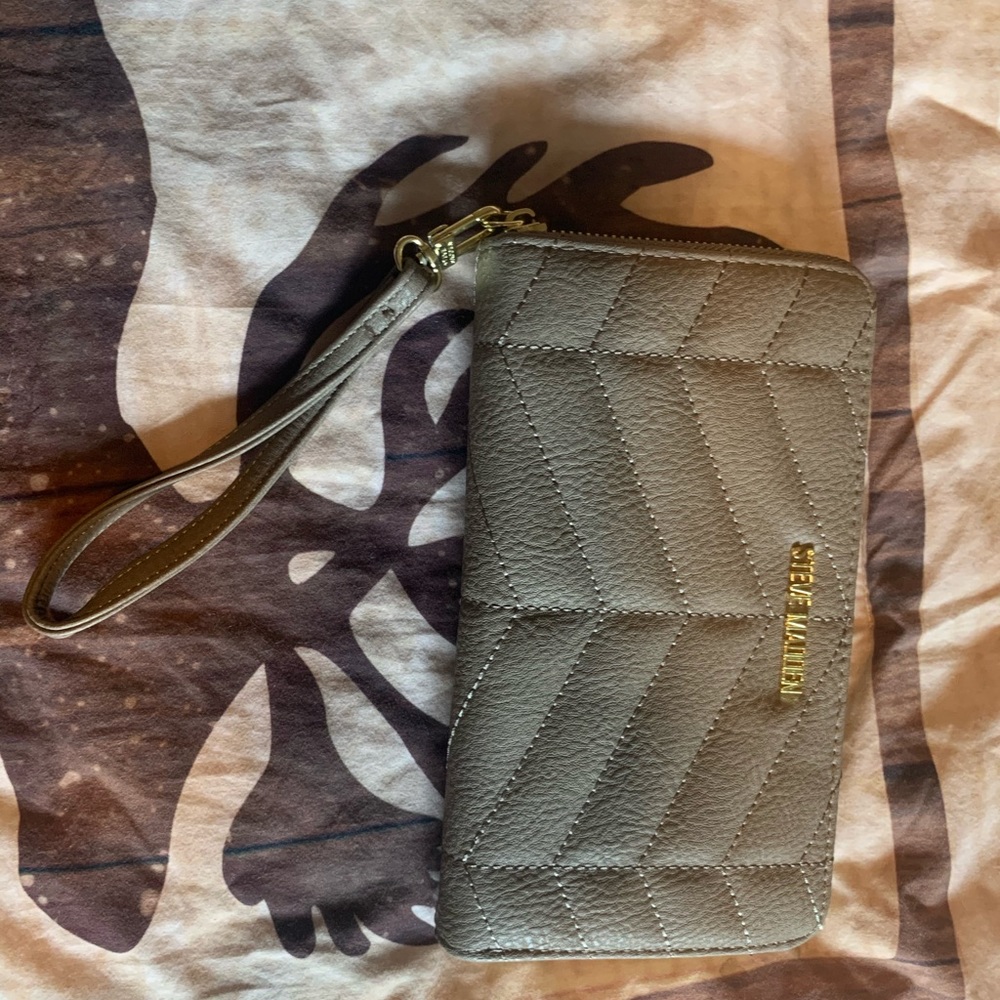 Steve Madden wallet